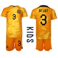 Fotbalové Dres Holandsko Matthijs de Ligt #3 Dětské Domácí MS 2022 Krátký Rukáv (+ trenýrky)